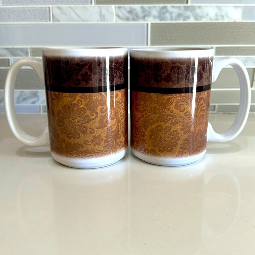 Set of 2 fancy design white and brown Coffee 18 oz ceramic mugs